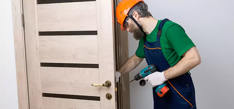 Replace Internal Door Handle with Lock Lutz