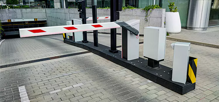 Custom Gate Design & Integration Lutz